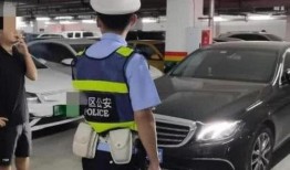 停车场爆料奔驰车主视频,一幕幕惊心动魄的较量