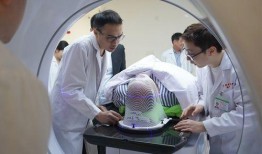 医生爆料放疗病人视频大全,视频大全背后的感人故事