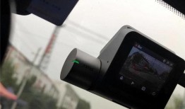 新车记录仪爆料视频播放,行车瞬间，一幕幕惊险瞬间重现