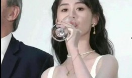 娱乐圈爆料新情侣有哪些,甜蜜恋情曝光，明星圈再掀浪漫风潮