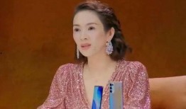 圈内扒叔爆料吴磊赵露思,扒叔独家爆料，甜蜜互动引粉丝热议