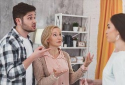 儿媳爆料父亲视频大全,父亲视频大全背后的惊人真相